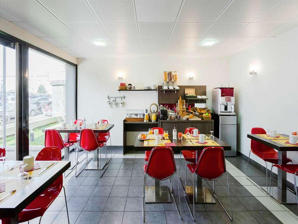 Aparthotel Adagio Access Orléans Restaurant foto