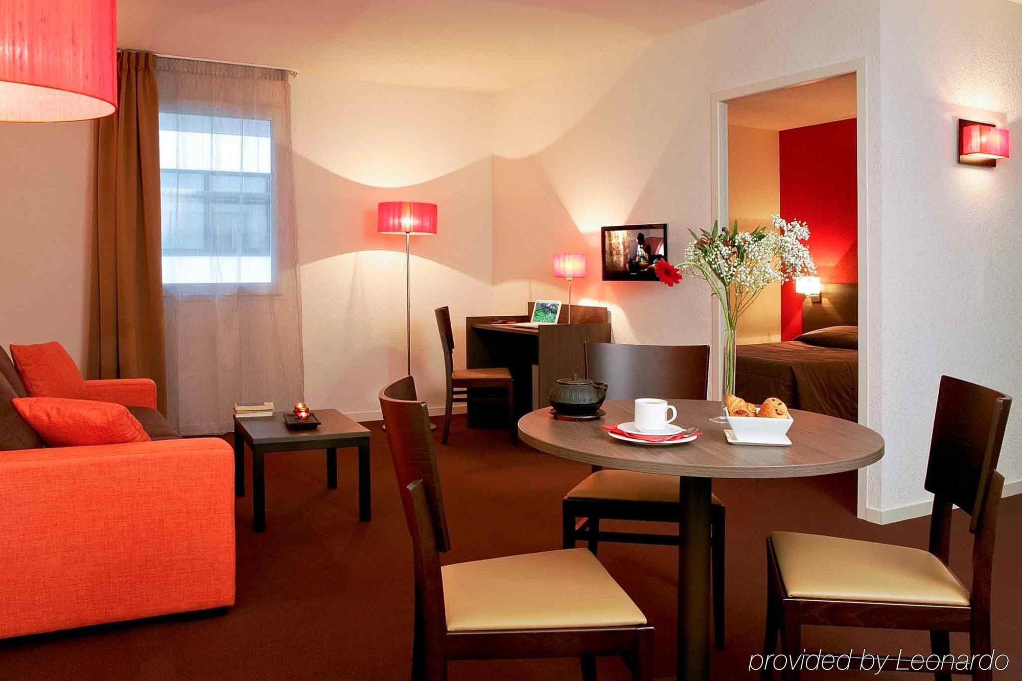 Aparthotel Adagio Access Orléans Zimmer foto